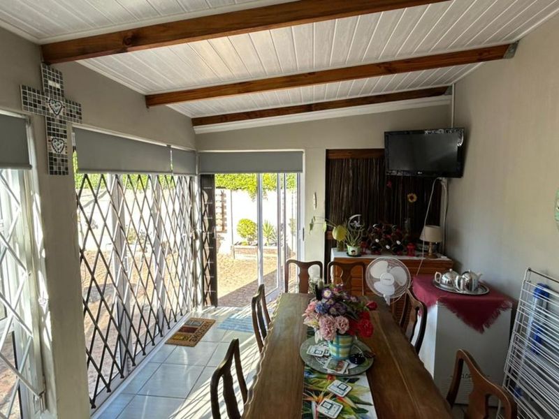 House For Sale in Riversdale Central - Photo 6