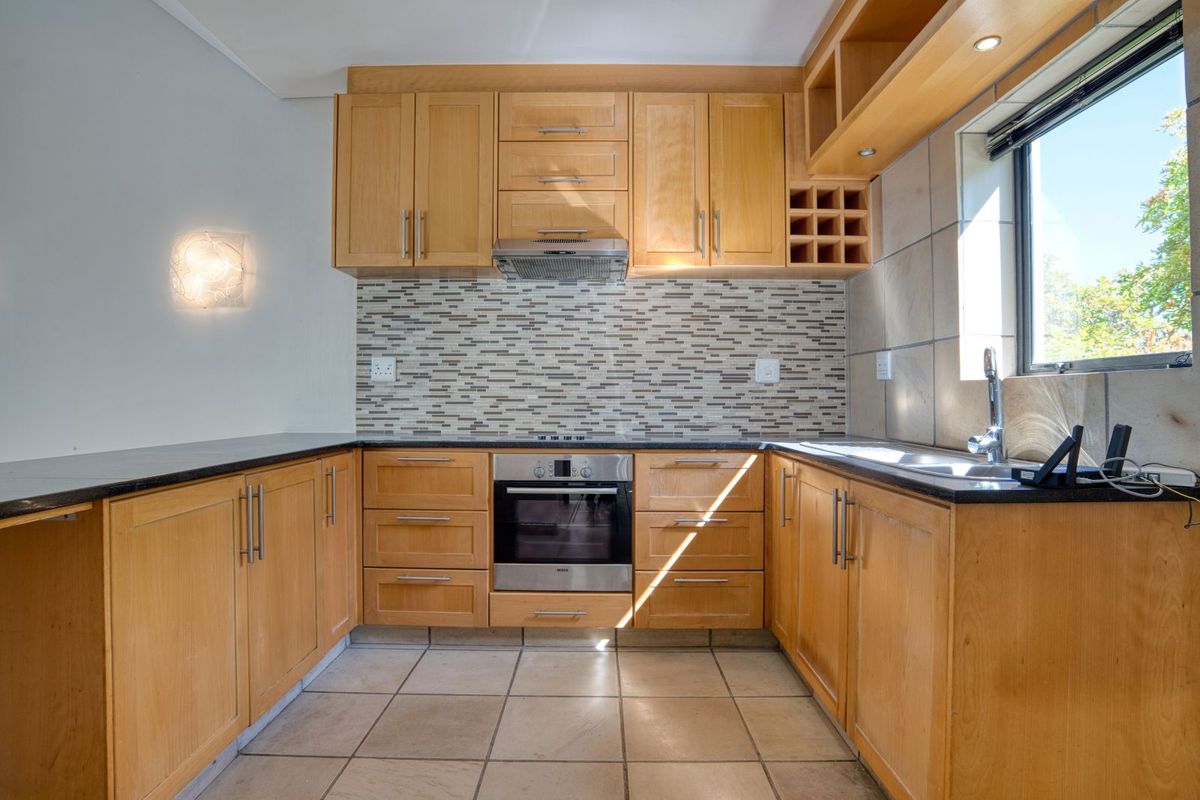 Apartment For Sale in Oubaai - Photo 4