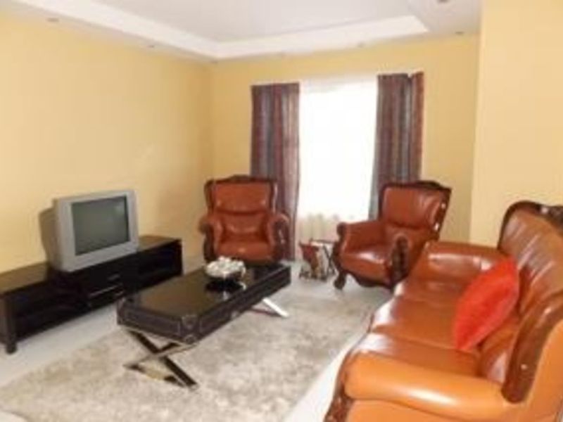 House For Sale in Ladybrand Central - Photo 8