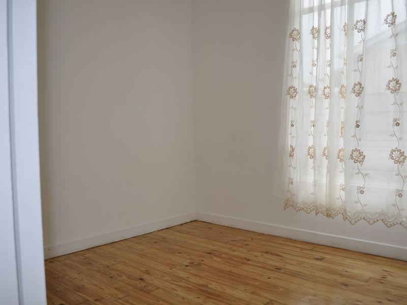 House For Sale in Young Park - Photo 5