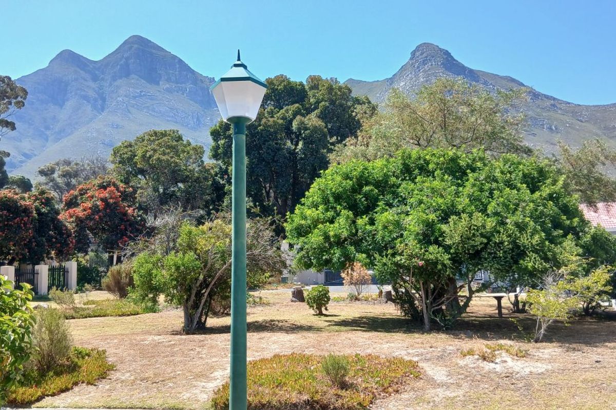 House For Sale in Kleinmond Central - Photo 5