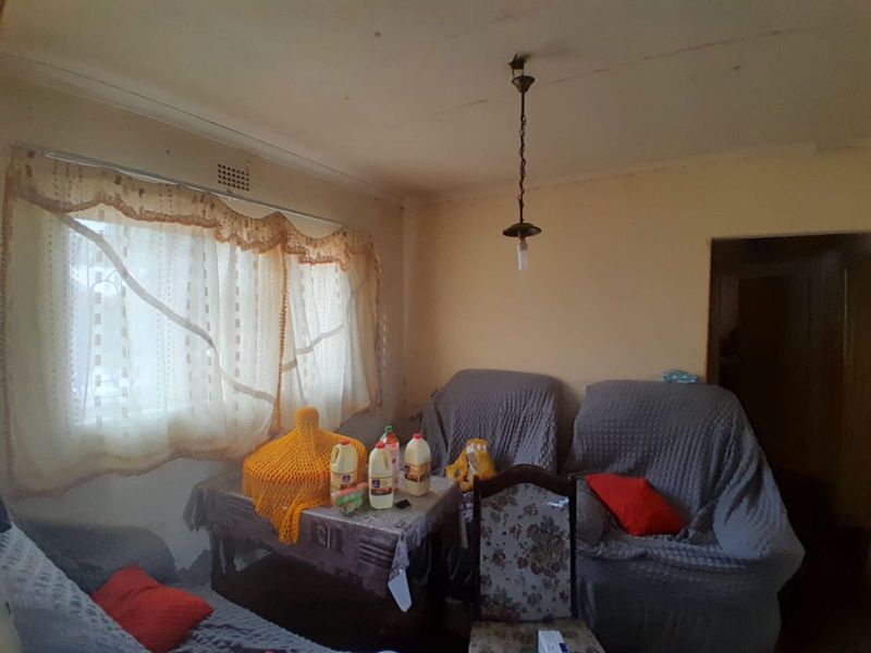 House For Sale in Temba Central - Photo 10