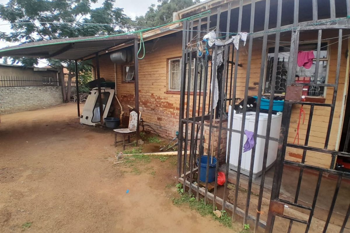 House For Sale in Temba Central - Photo 5