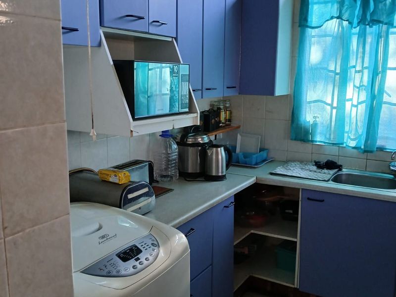 House For Sale in Ladybrand Central - Photo 7