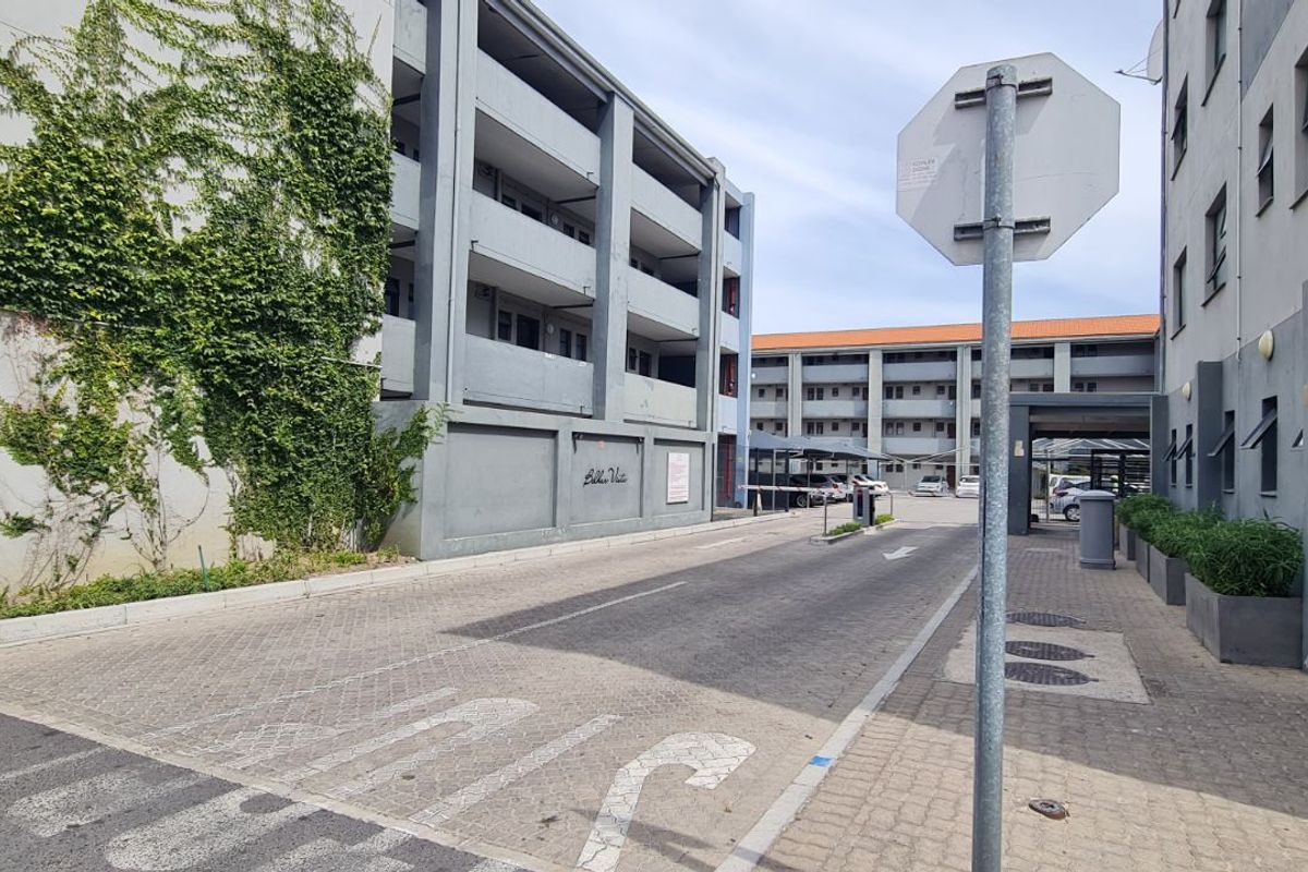 Apartment For Sale in Bellville Central - Photo 3