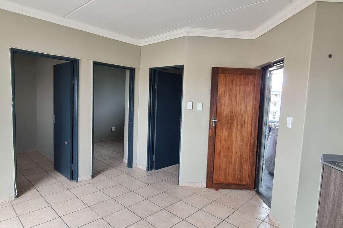 Apartment For Sale in Bellville Central - Photo 5