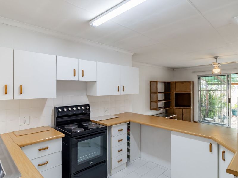 Townhouse For Sale in Ferndale - Photo 9