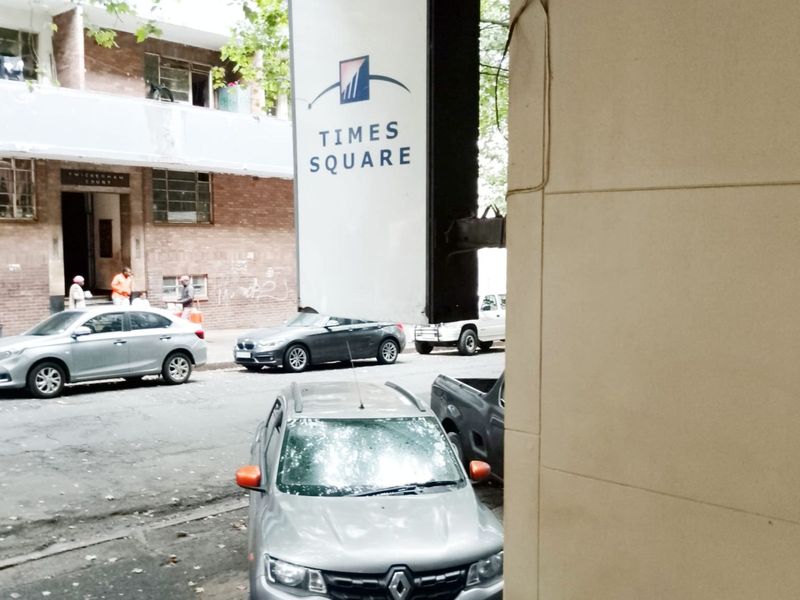 Apartment For Sale in Braamfontein - Photo 10