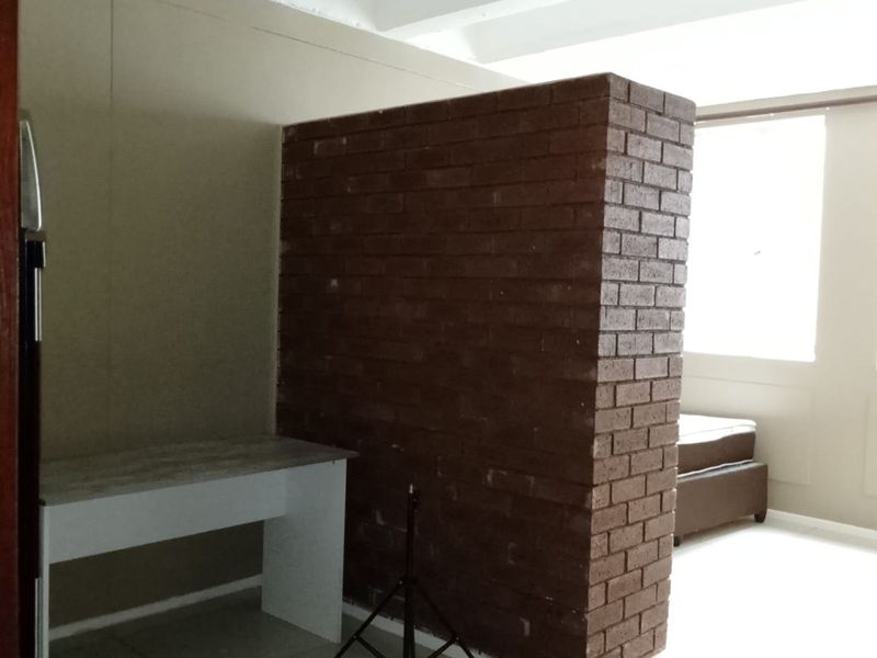 Apartment For Sale in Braamfontein - Photo 7