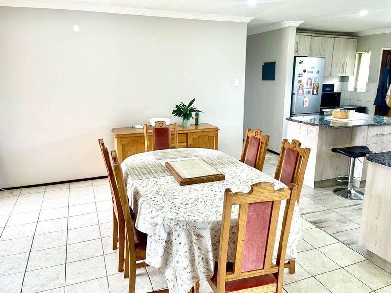 House For Sale in Heuweloord - Photo 6