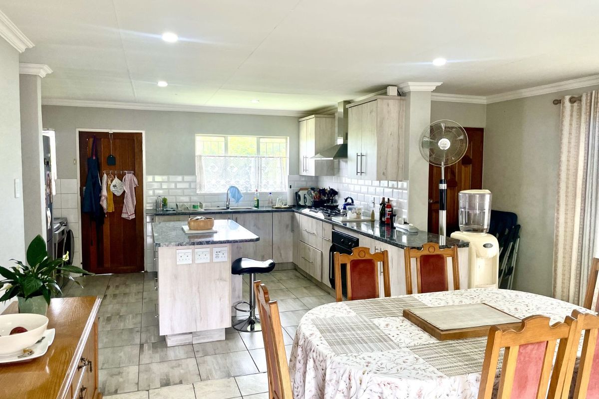 House For Sale in Heuweloord - Photo 4