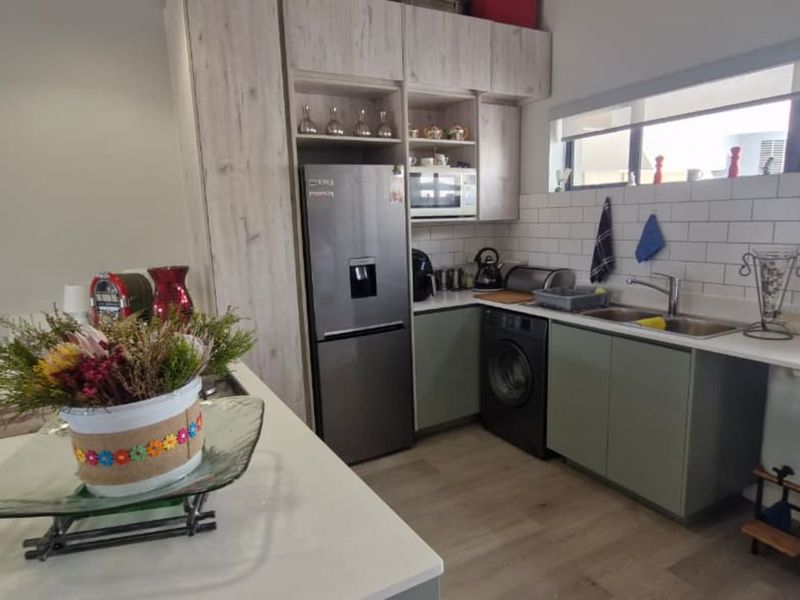 House For Sale in Hartland Lifestyle Estate - Photo 2