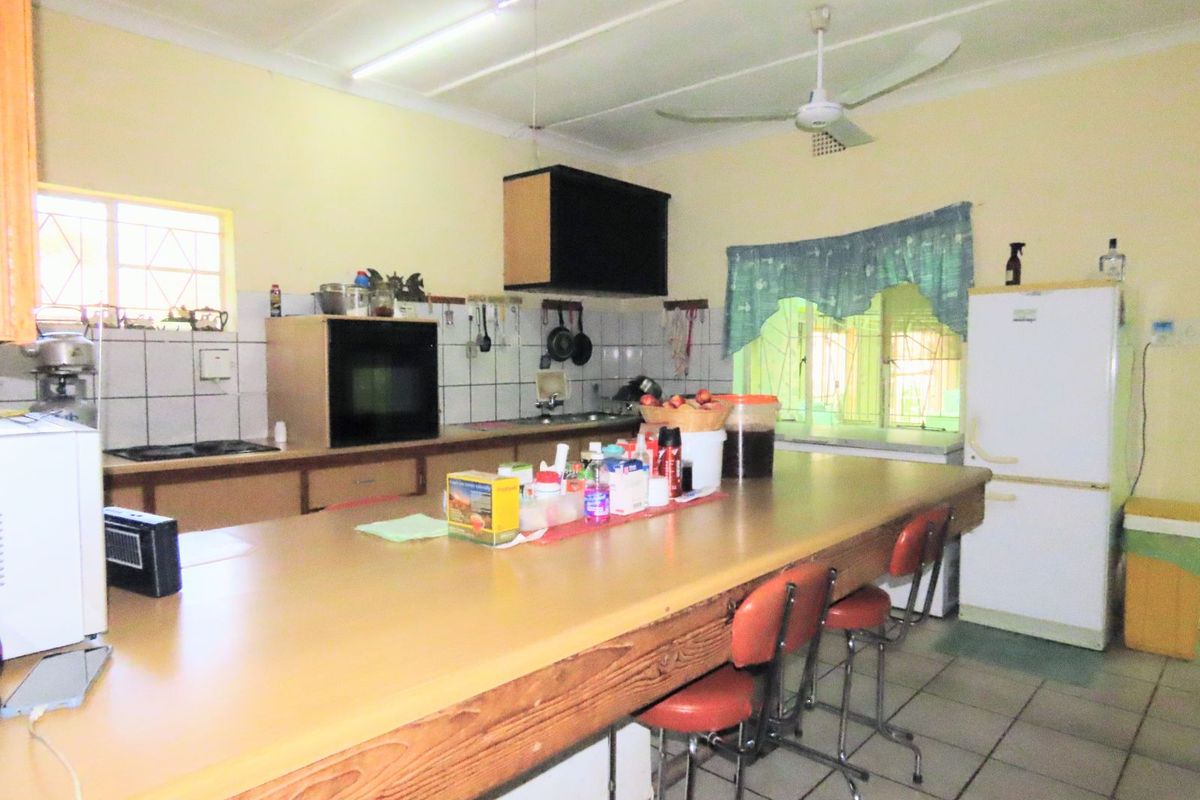 House For Sale in Ventersdorp Central - Photo 5