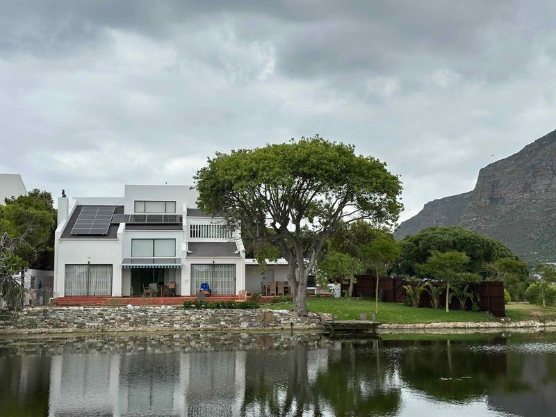 House For Sale in Marina Da Gama - Photo 2