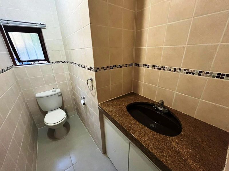 House For Sale in Zwartkop - Photo 6