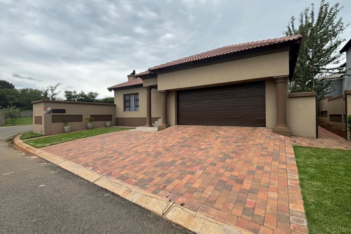 House For Sale in Wilkoppies - Photo 4