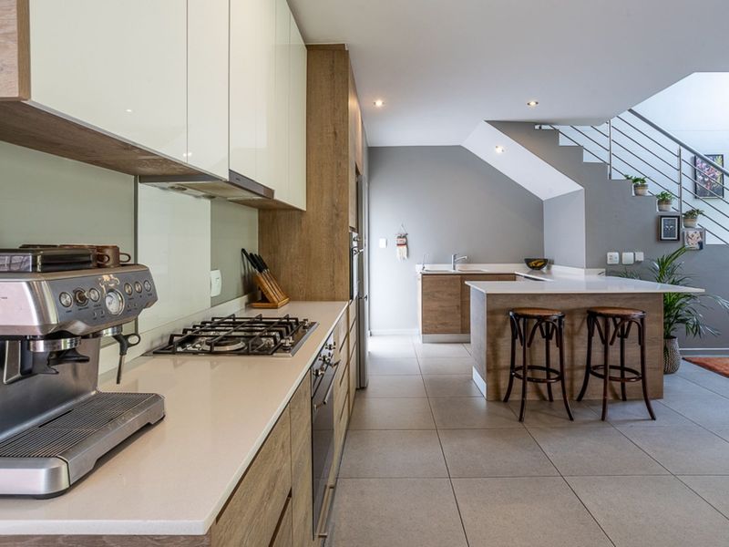 Townhouse For Sale in The Hills Game Reserve Estate - Photo 3