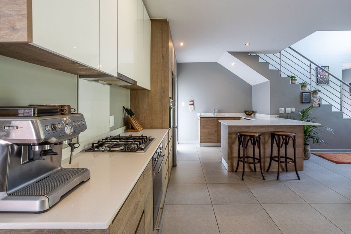 Townhouse For Sale in The Hills Game Reserve Estate - Photo 3