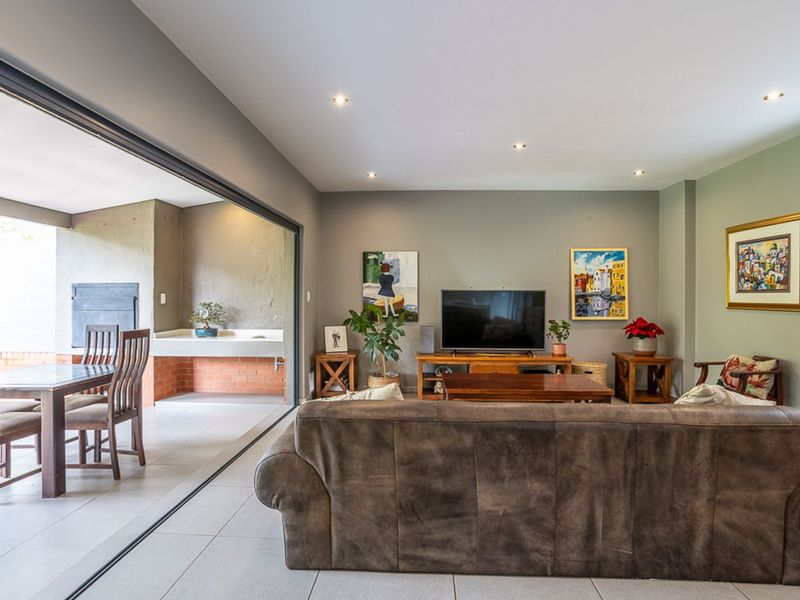 Townhouse For Sale in The Hills Game Reserve Estate - Photo 7