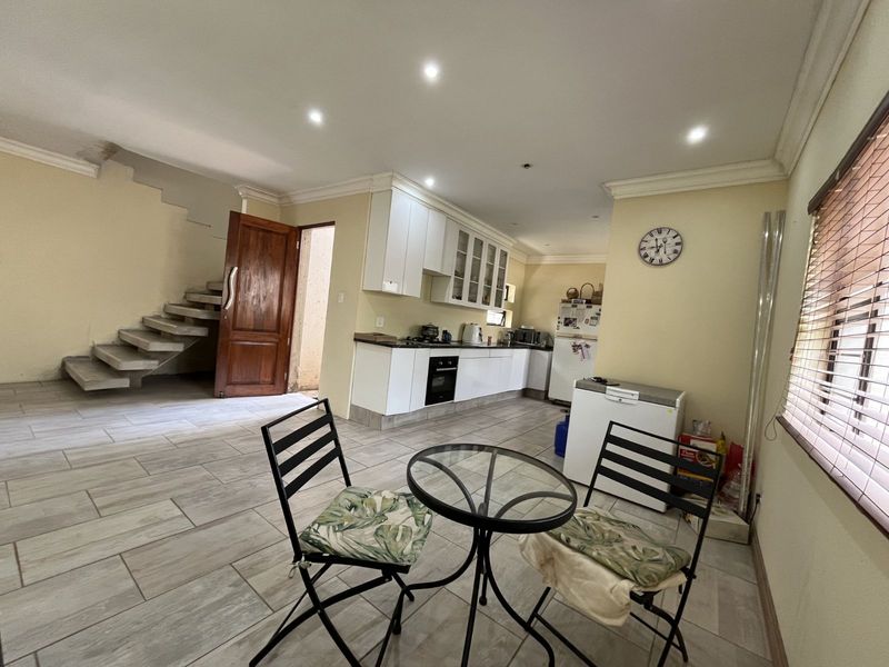 House For Sale in Val De Grace - Photo 3