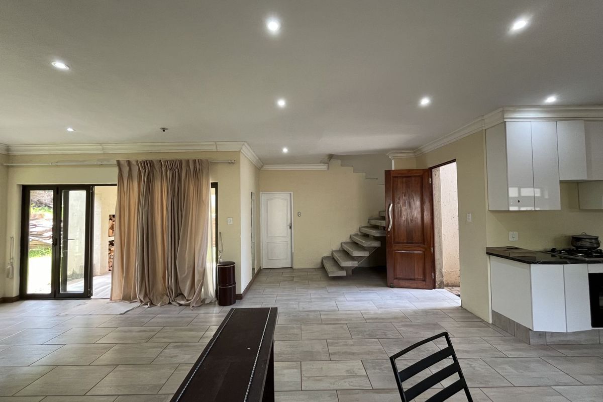 House For Sale in Val De Grace - Photo 2