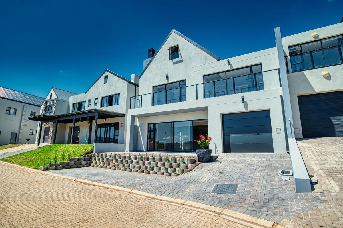 House For Sale in Hartenbos Heuwels - Photo 3