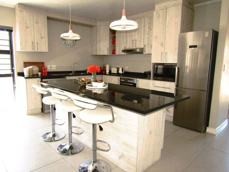 House For Sale in Marinda Park - Photo 3