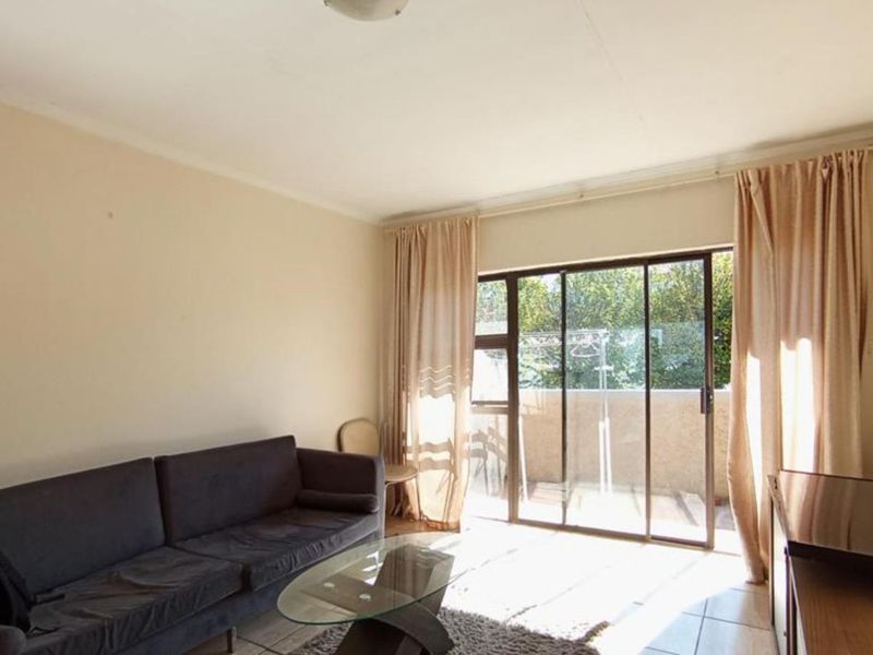 Apartment For Sale in Buccleuch - Photo 2