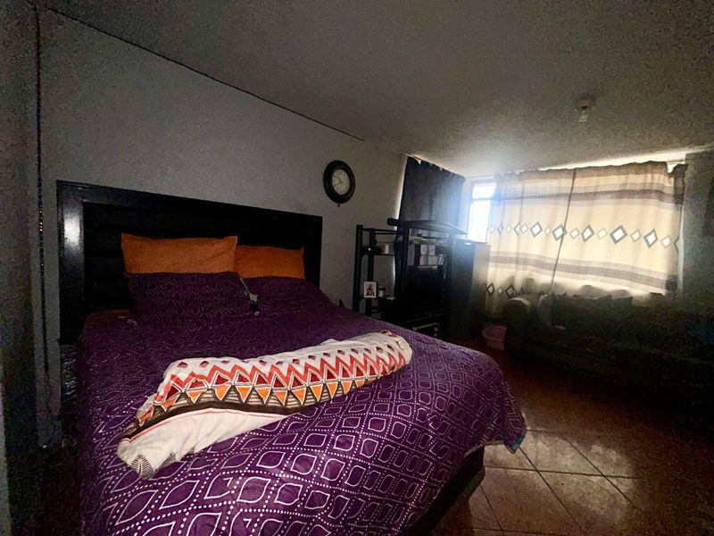 Apartment For Sale in Sunnyside - Photo 7