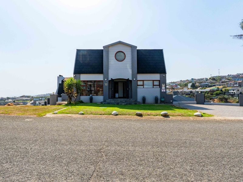 House For Sale in Dana Bay - Photo 3