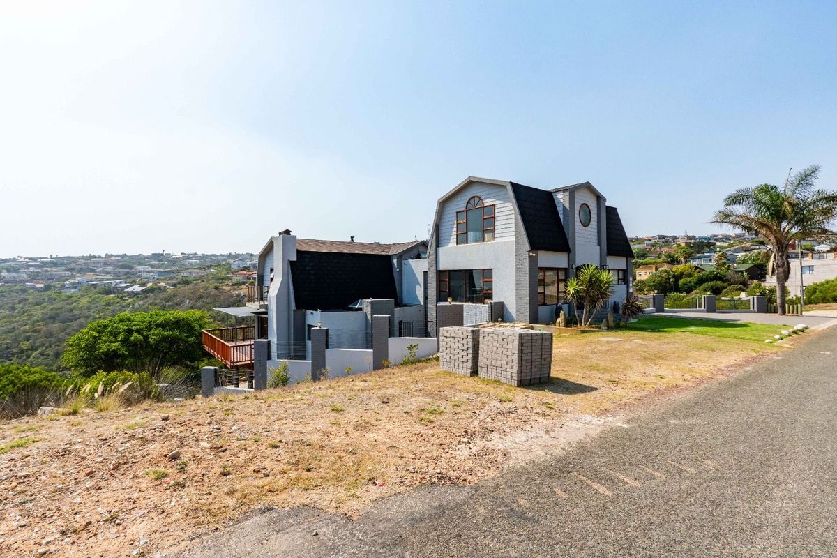 House For Sale in Dana Bay - Photo 4