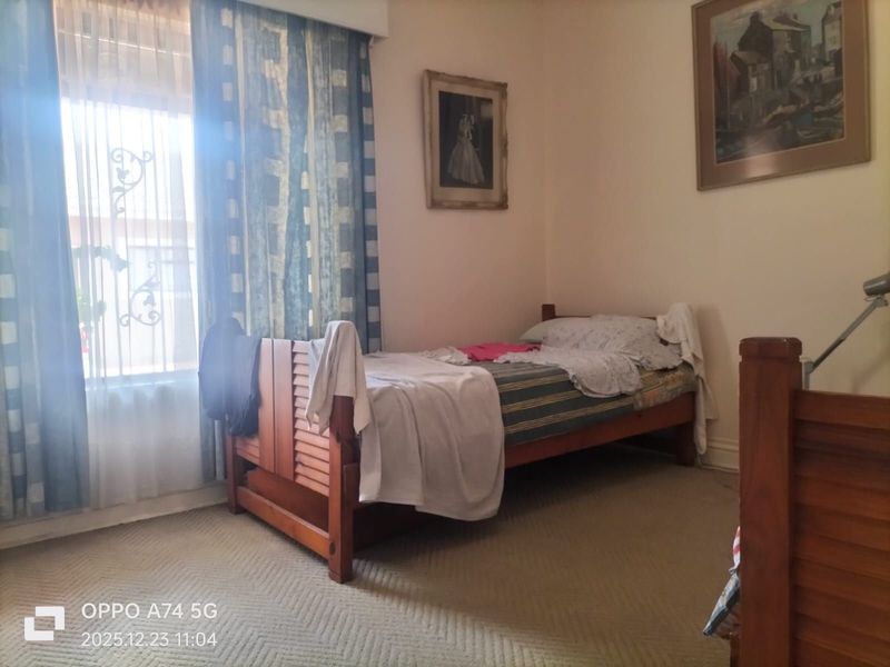 Townhouse For Sale in Irene Park - Photo 7