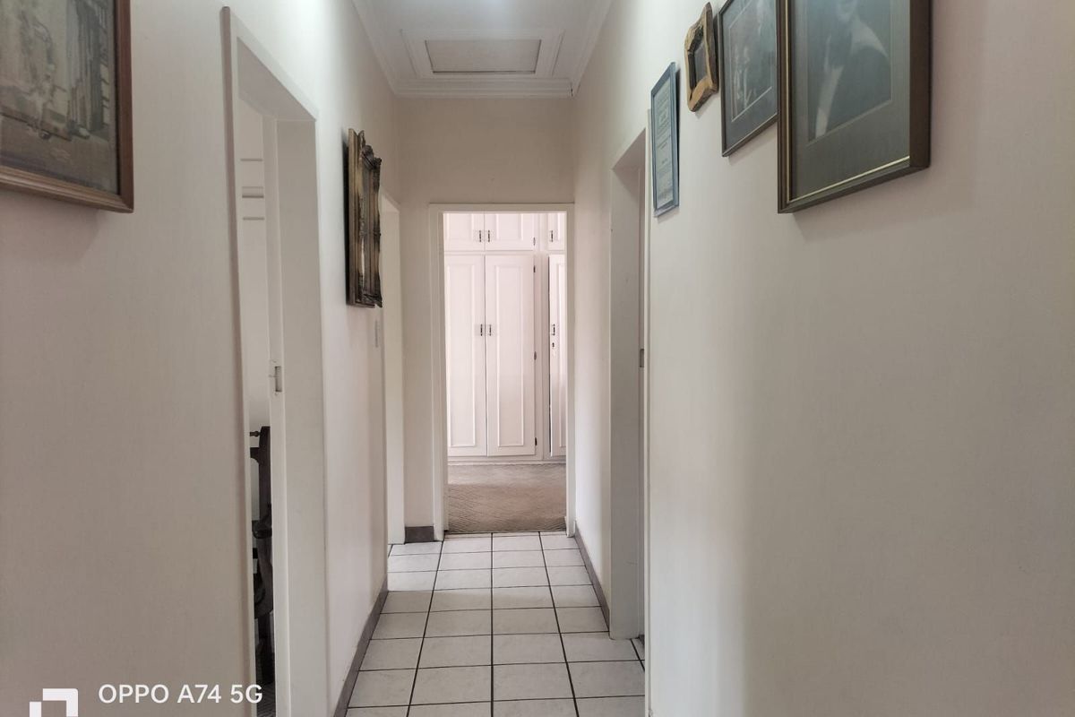 Townhouse For Sale in Irene Park - Photo 5