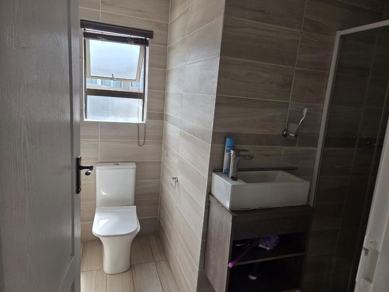 House For Sale in Bendor - Photo 10