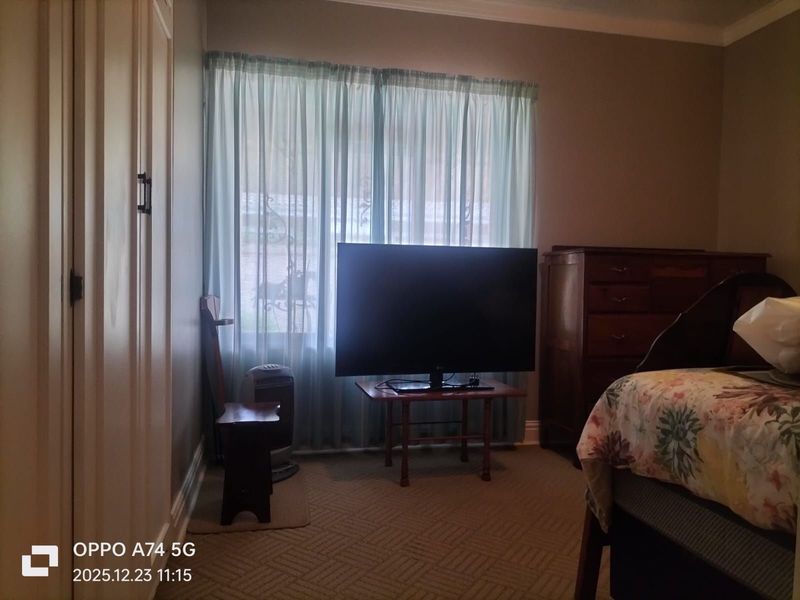 Townhouse For Sale in Irene Park - Photo 7