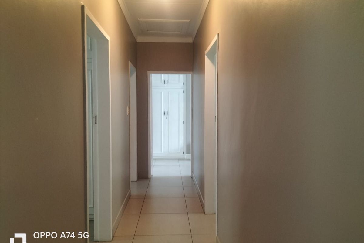 Townhouse For Sale in Irene Park - Photo 5