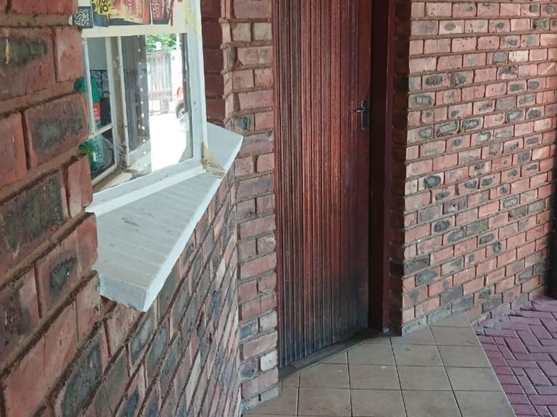 House For Sale in Vaal Park - Photo 6