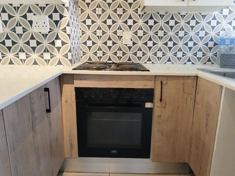 Apartment For Sale in Paulshof - Photo 7