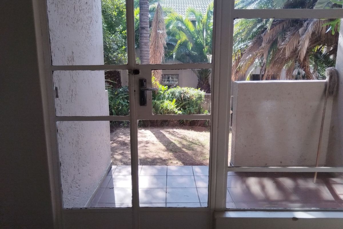 Apartment For Sale in Paulshof - Photo 4