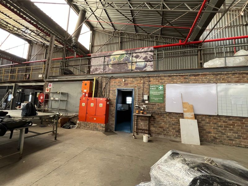 Industrial To Rent in Olifantsfontein - Photo 9