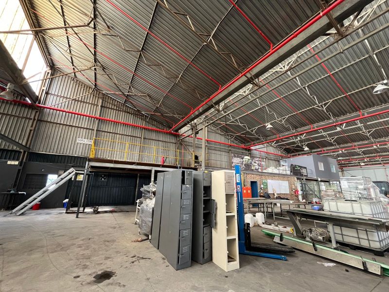 Industrial To Rent in Olifantsfontein - Photo 4