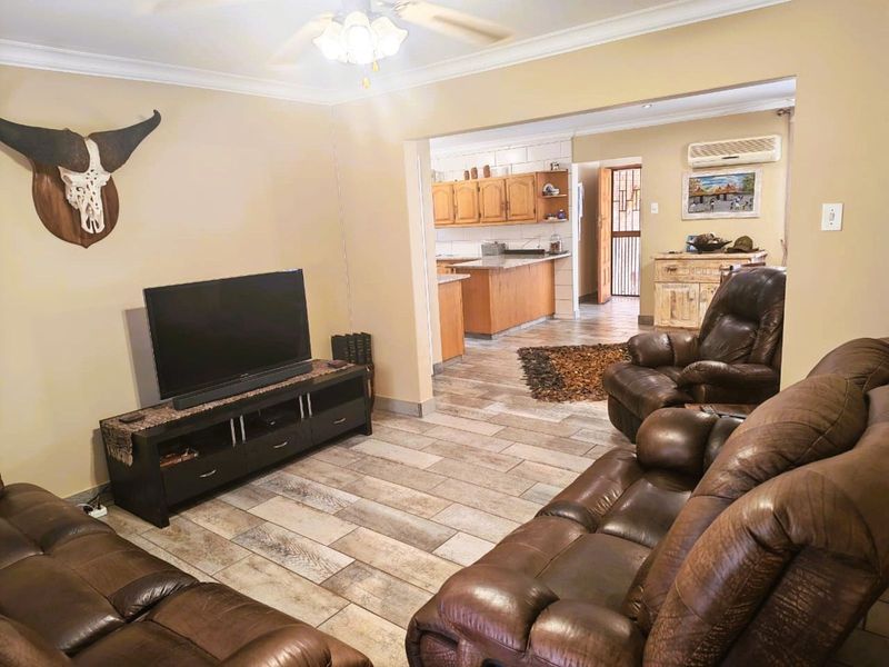 House For Sale in Modimolle Central - Photo 7