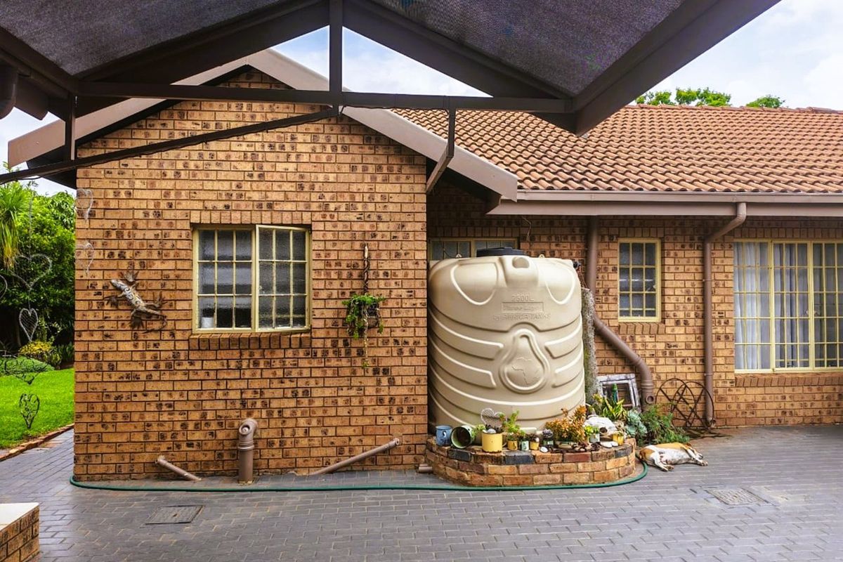 House For Sale in Modimolle Central - Photo 2