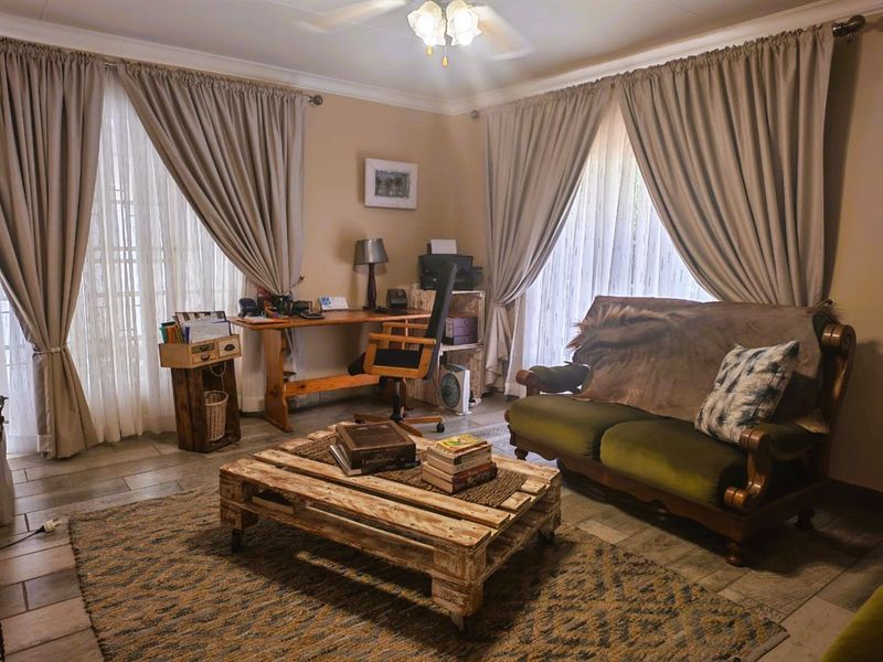 House For Sale in Modimolle Central - Photo 9