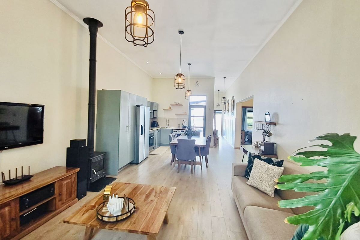 Townhouse For Sale in Jackal Creek Golf Estate - Photo 4