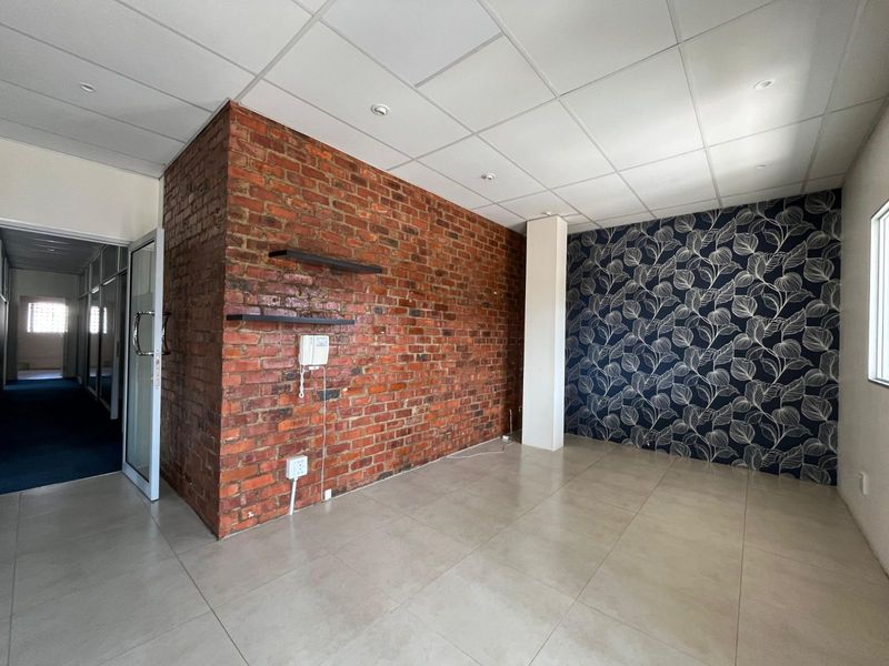 Retail To Rent in Brooklyn - Photo 8