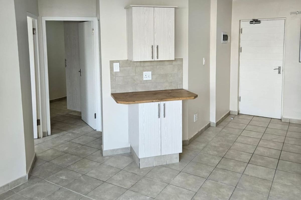 Apartment For Sale in Highbury - Photo 5