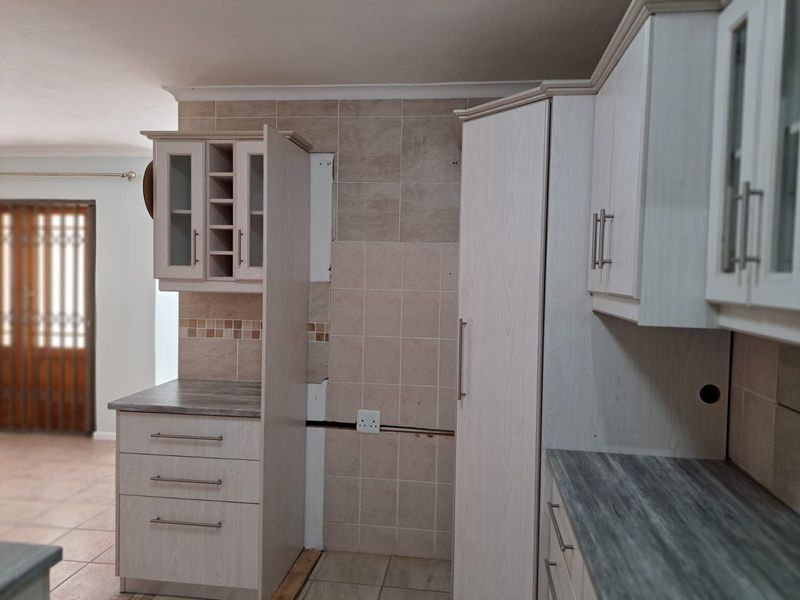Townhouse To Rent in Dormehls Drift - Photo 7