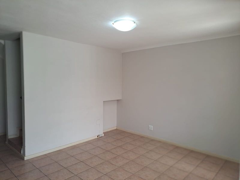 Townhouse To Rent in Dormehls Drift - Photo 5