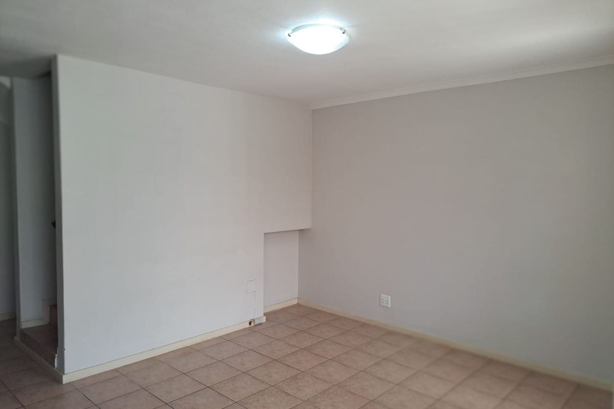 Townhouse To Rent in Dormehls Drift - Photo 5